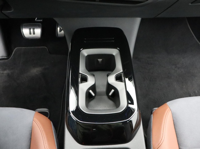 Volkswagen ID.4 - Max 77 kWh