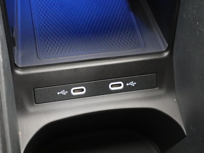 Volkswagen ID.4 - Max 77 kWh