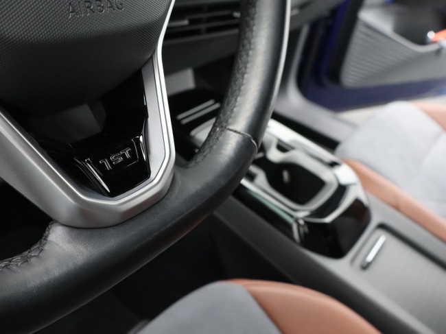 Volkswagen ID.4 - Max 77 kWh