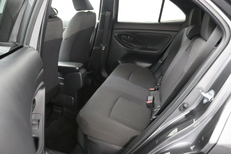 Toyota Yaris Cross - 1.5 Hybrid 115 Dynamic 12