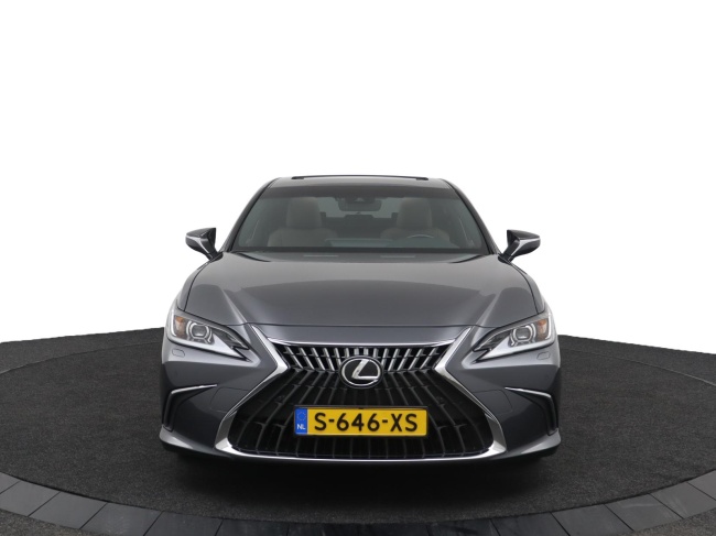 Lexus ES - 300h Business Line