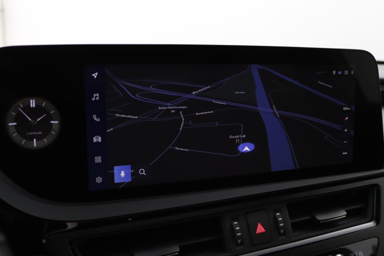 Lexus ES - 300h Business Line 25