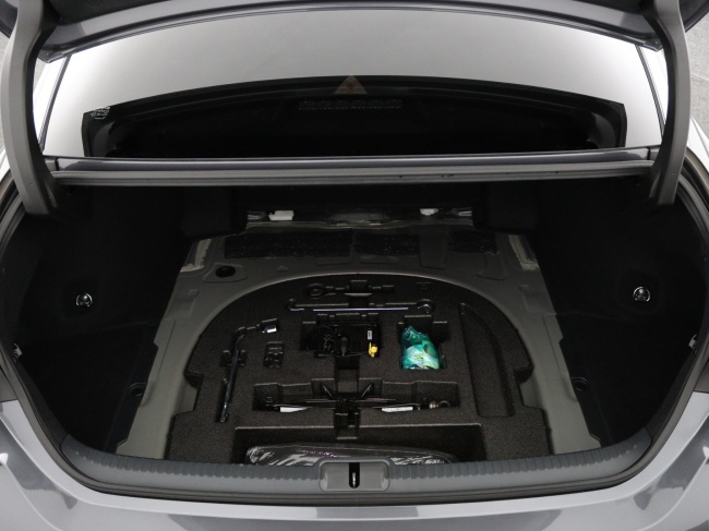 Lexus ES - 300h Business Line