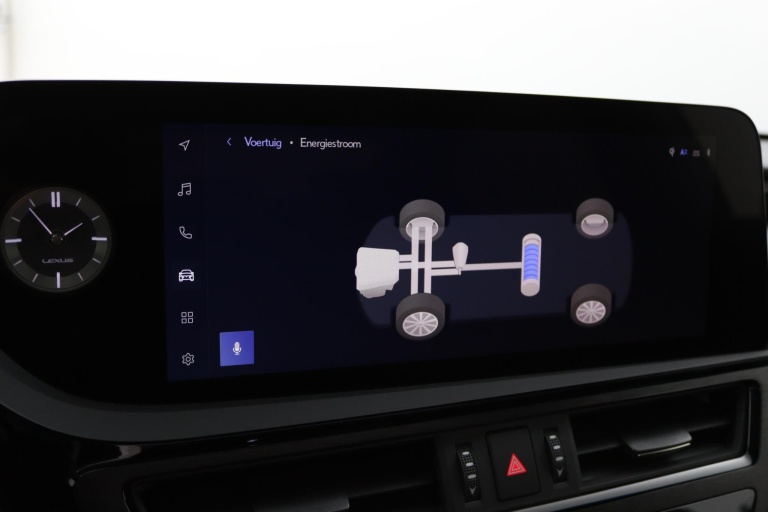 Lexus ES - 300h Business Line 46