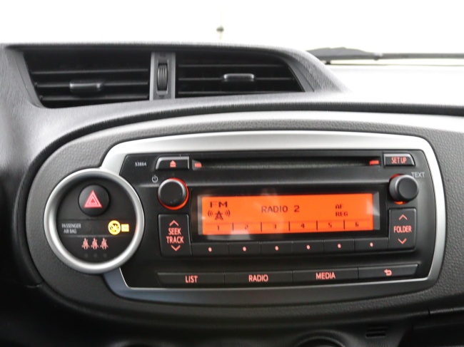 Toyota Yaris - 1.0 VVT-i Comfort