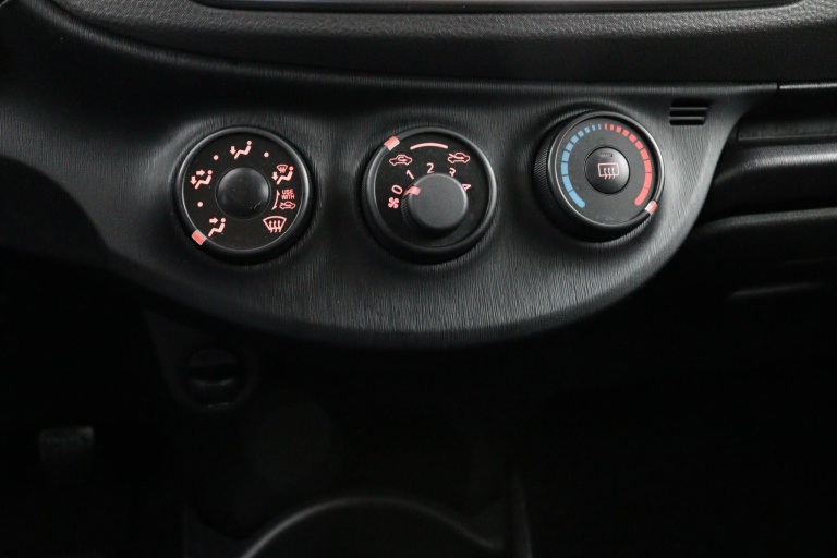 Toyota Yaris - 1.0 VVT-i Comfort 14