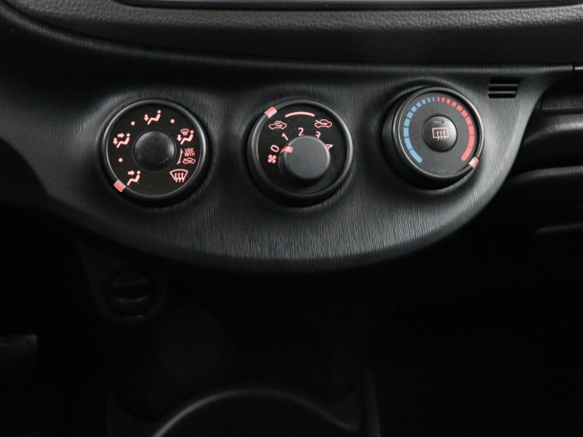 Toyota Yaris - 1.0 VVT-i Comfort