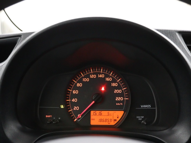 Toyota Yaris - 1.0 VVT-i Comfort