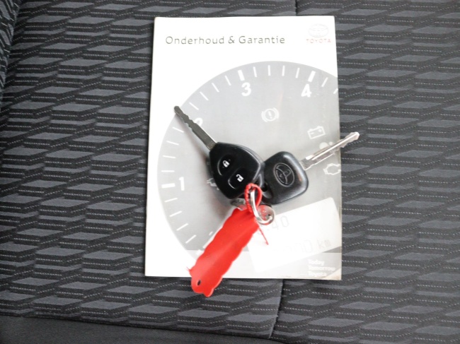 Toyota Yaris - 1.0 VVT-i Comfort