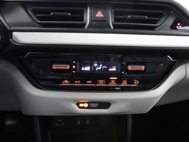 Suzuki Swift - 1.2 Select Smart Hybrid