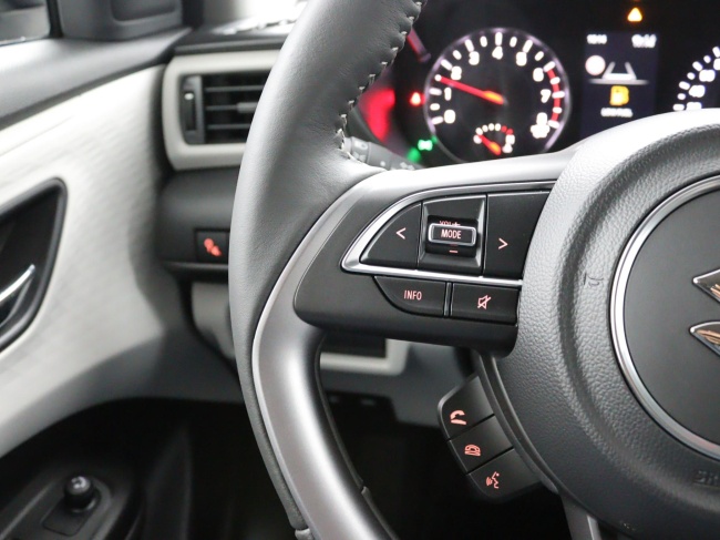 Suzuki Swift - 1.2 Select Smart Hybrid