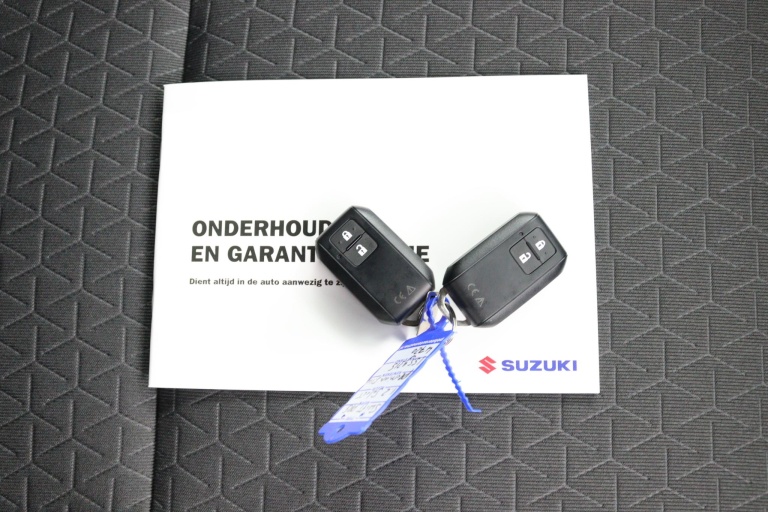 Suzuki Swift - 1.2 Select Smart Hybrid 26