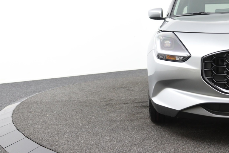 Suzuki Swift - 1.2 Select Smart Hybrid 34