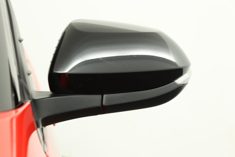 Toyota Yaris - 1.5 Hybrid Launch Edition 37