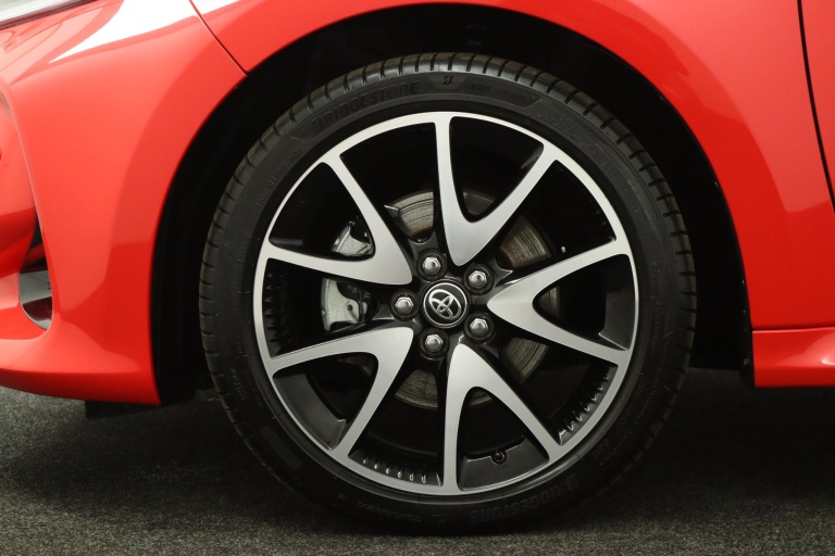 Toyota Yaris - 1.5 Hybrid Launch Edition 38