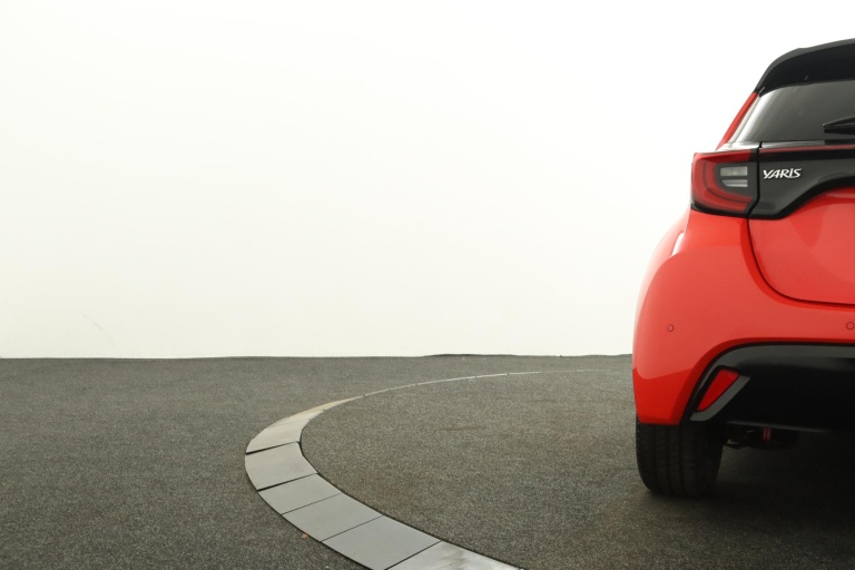 Toyota Yaris - 1.5 Hybrid Launch Edition 40