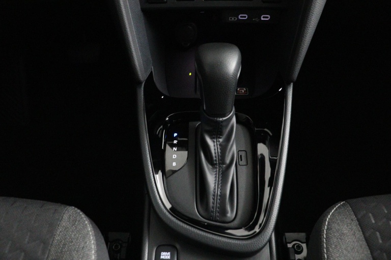 Toyota Yaris Cross - 1.5 Hybrid 115 Dynamic 27