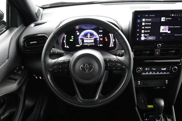 Toyota Yaris Cross - 1.5 Hybrid 115 Dynamic 42