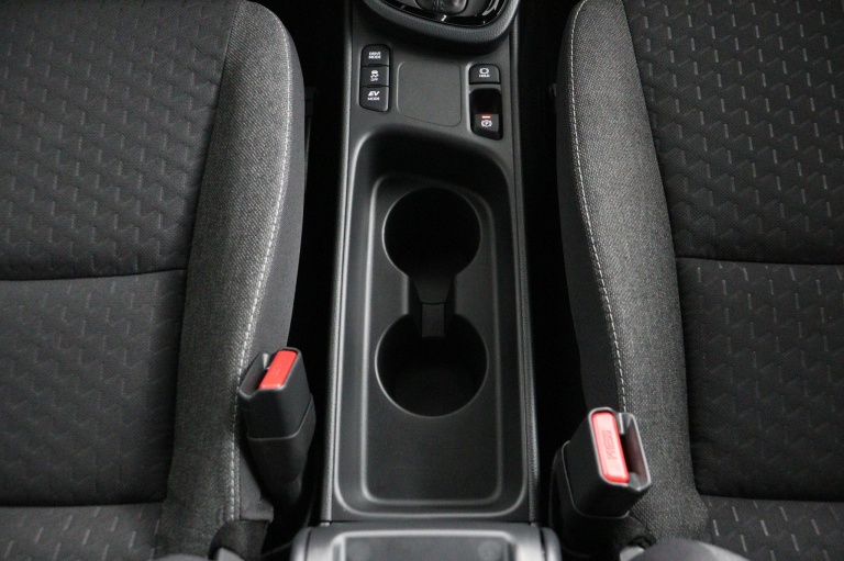 Toyota Yaris Cross - 1.5 Hybrid 115 Dynamic 44