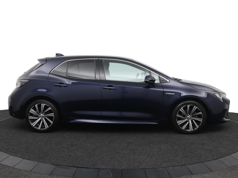 Toyota Corolla - 1.8 Hybrid Dynamic 13