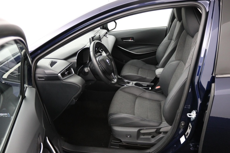 Toyota Corolla - 1.8 Hybrid Dynamic 17