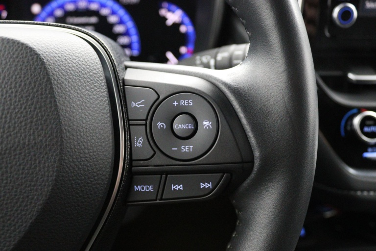 Toyota Corolla - 1.8 Hybrid Dynamic 21