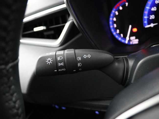 Toyota Corolla - 1.8 Hybrid Dynamic