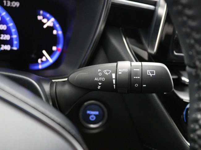 Toyota Corolla - 1.8 Hybrid Dynamic