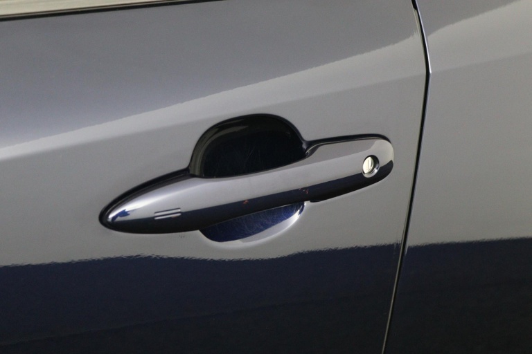 Toyota Corolla - 1.8 Hybrid Dynamic 37