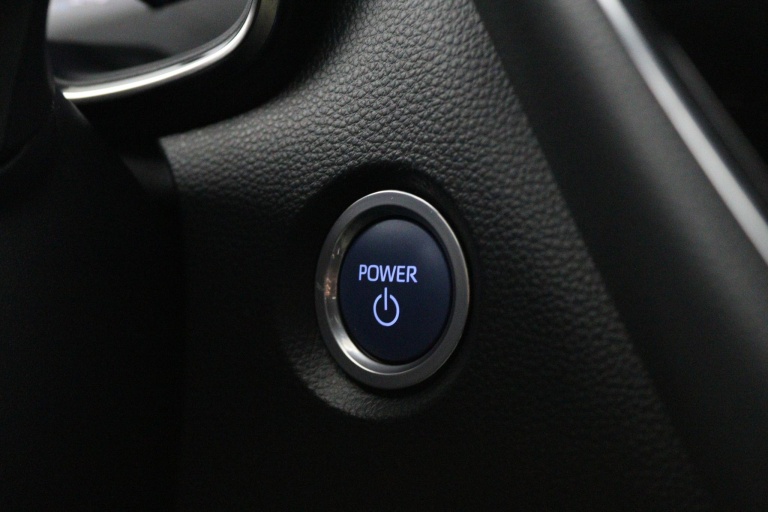 Toyota Corolla - 1.8 Hybrid Dynamic 41