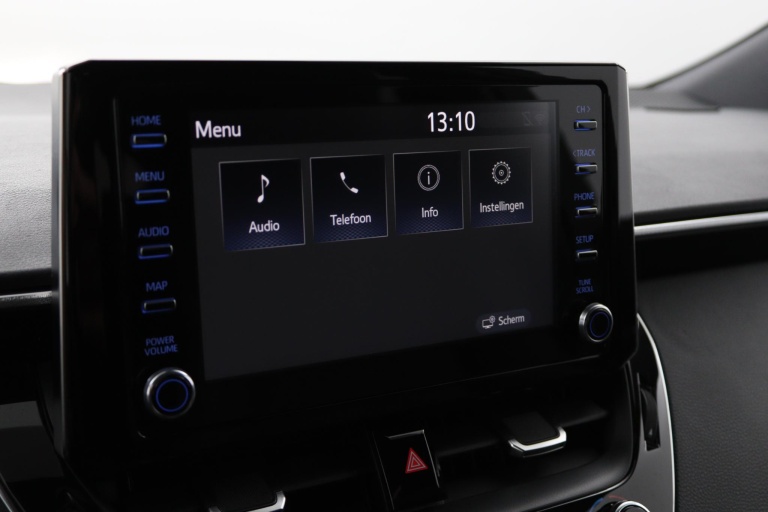 Toyota Corolla - 1.8 Hybrid Dynamic 8