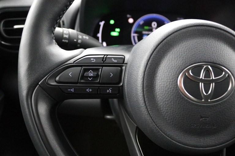 Toyota Yaris - 1.5 Hybrid 115 Dynamic 19