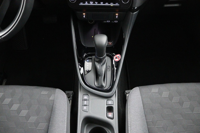 Toyota Yaris - 1.5 Hybrid 115 Dynamic 23