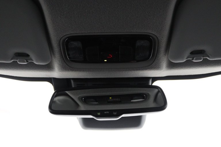 Toyota Yaris - 1.5 Hybrid 115 Dynamic 29