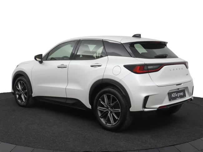 Lexus LBX - Elegant 2WD