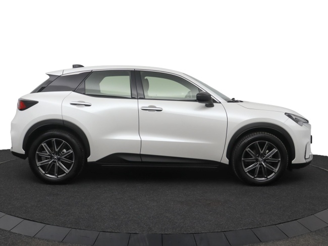 Lexus LBX - Elegant 2WD