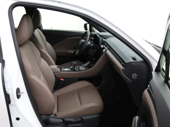 Lexus LBX - Elegant 2WD