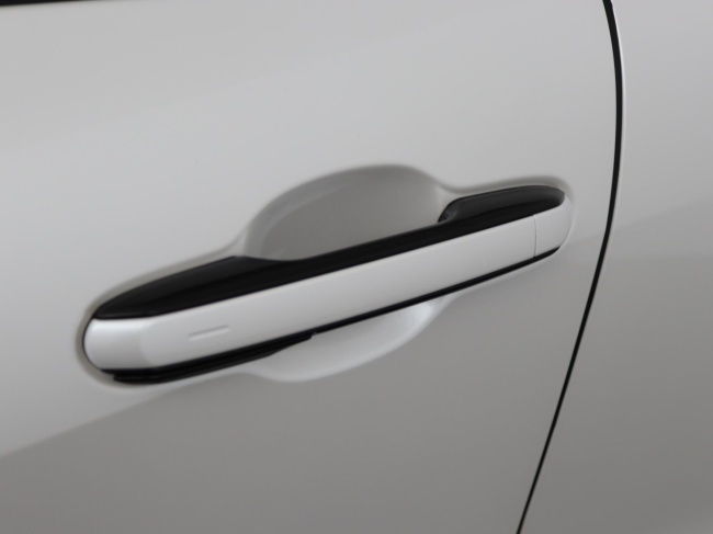 Lexus LBX - Elegant 2WD