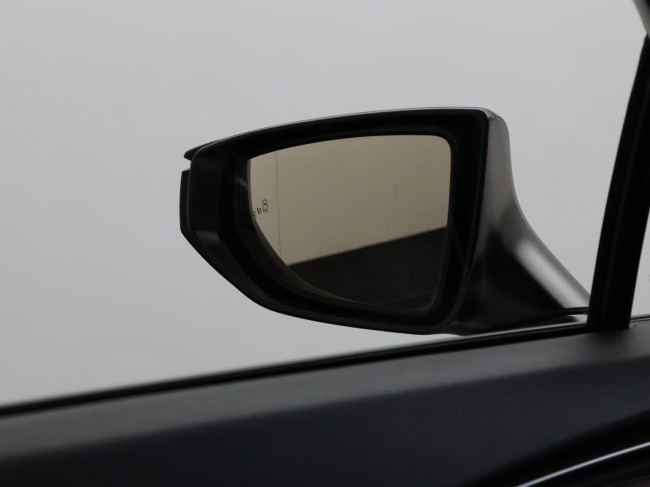 Lexus LBX - Elegant 2WD