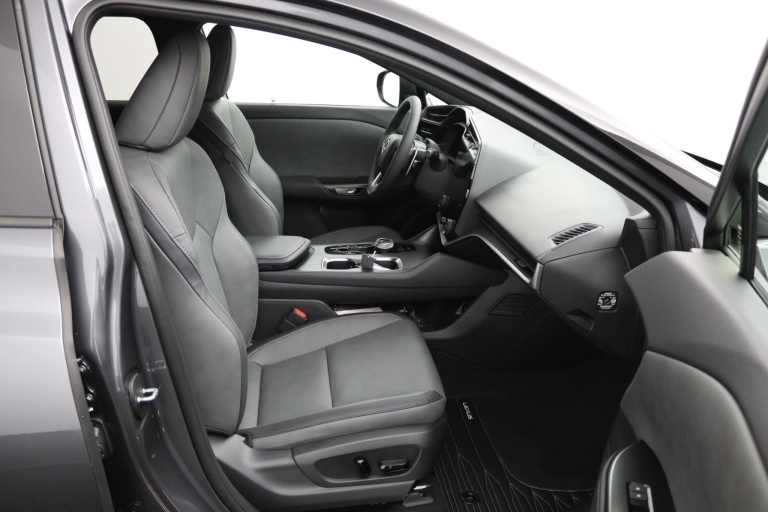 Lexus RZ - 350e 35th Edition 77 kWh 21