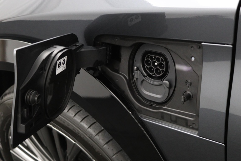 Lexus RZ - 350e 35th Edition 77 kWh 38