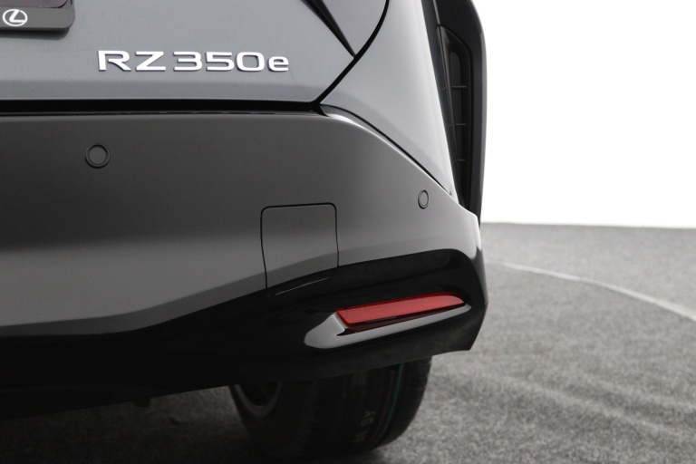 Lexus RZ - 350e 35th Edition 77 kWh 41
