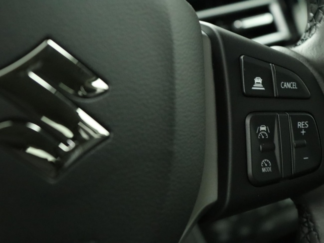 Suzuki S-Cross - 1.4 Boosterjet Style Hybrid