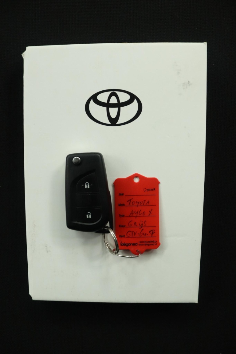 Toyota Aygo X - 1.0 VVT-i MT Play 11