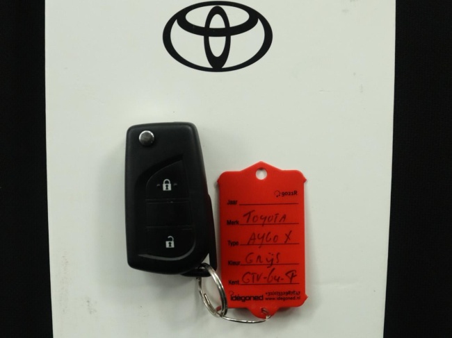 Toyota Aygo X - 1.0 VVT-i MT Play