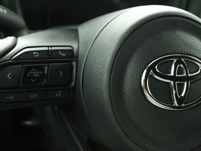 Toyota Aygo X - 1.0 VVT-i MT Play