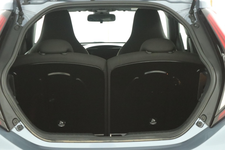 Toyota Aygo X - 1.0 VVT-i MT Play 24