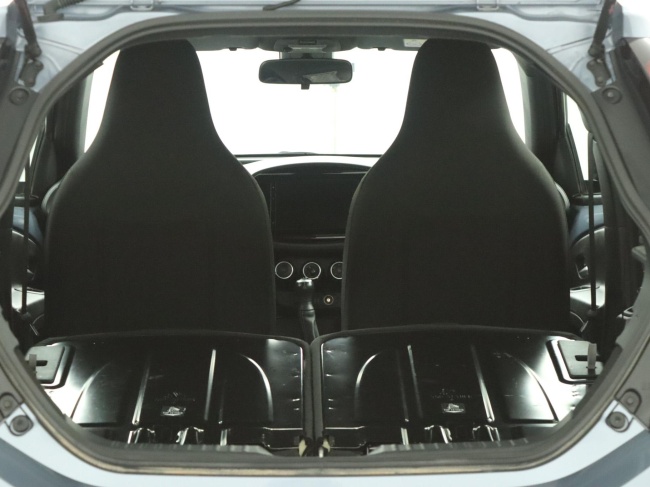 Toyota Aygo X - 1.0 VVT-i MT Play