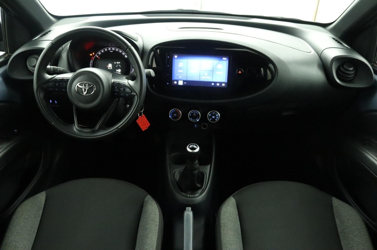 Toyota Aygo X - 1.0 VVT-i MT Play 4