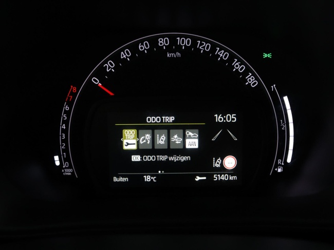 Toyota Aygo X - 1.0 VVT-i MT Play